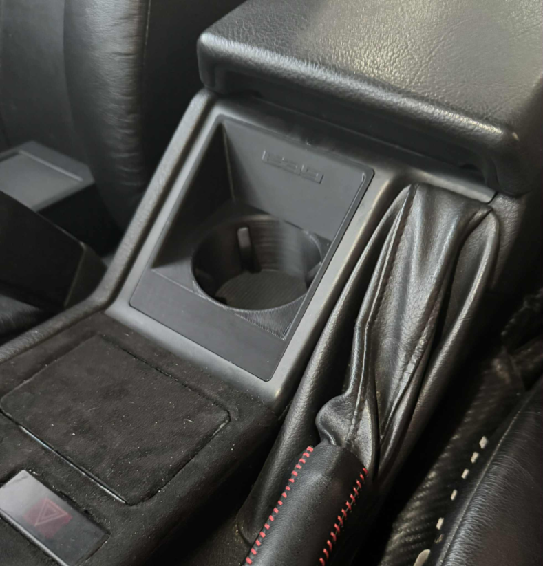 Držák nápojů pro BMW E39