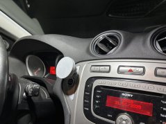 Magsafe držák na středový panel s možností bezdrátové nabíječky
