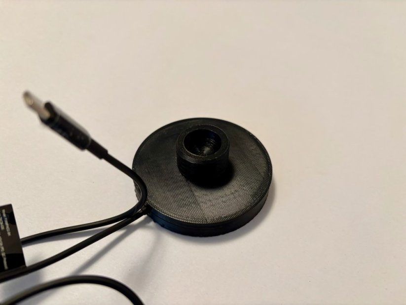 Magsafe držák na středový panel s možností bezdrátové nabíječky